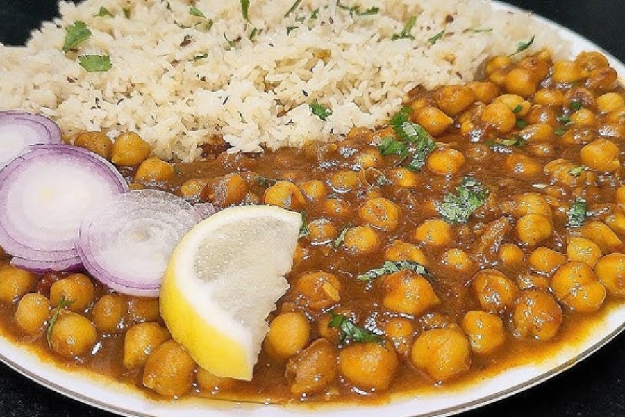 Chawal chhole (Fry)